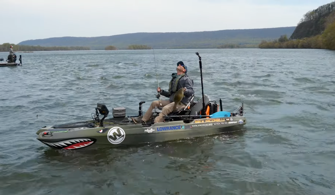 IKE'S Rigs a Tournament Kayak | NK300 Install