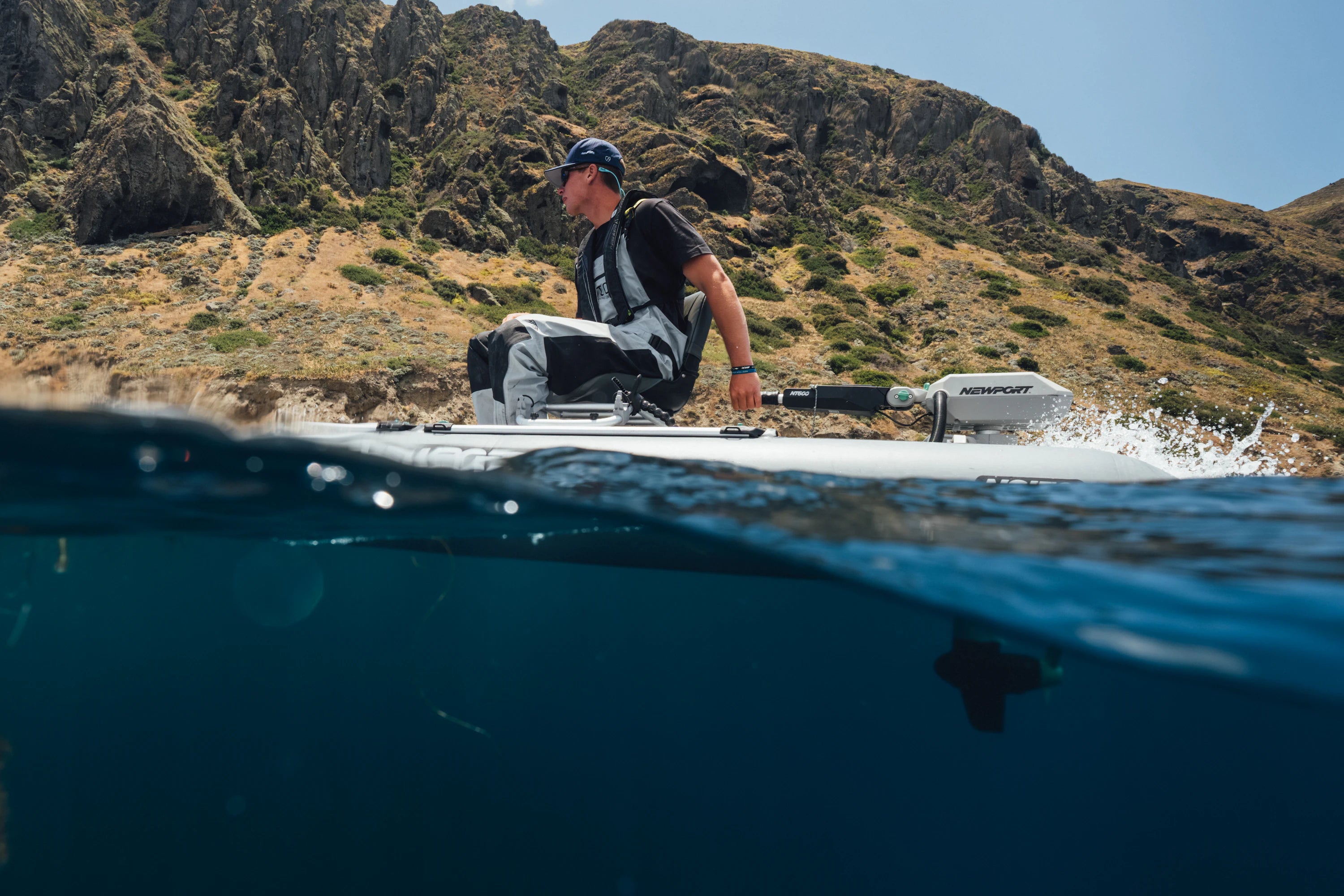 NS130 with NT600 Electric Outboard Motor with Underwater shot of the propeller