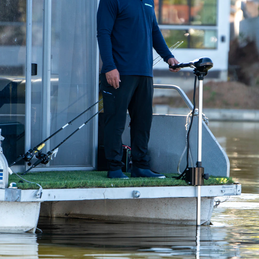 Pontoon Series Trolling Motor On a Pontoon Boat | Newport